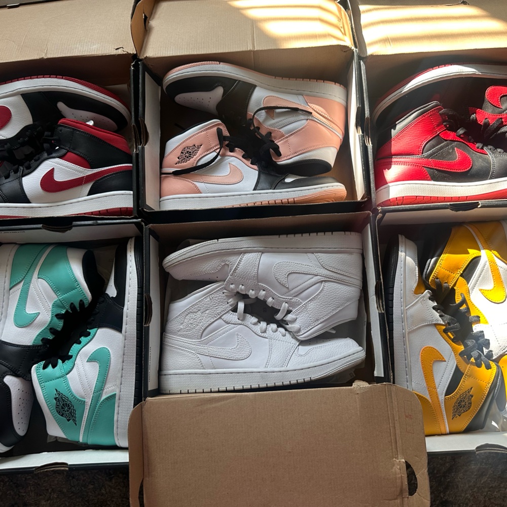 6 pairs of Authentic Jordan 1 Mid Great Condition